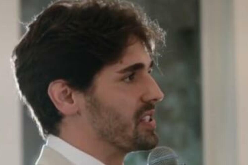 "JA SAM BIO SA NJOM": Uzeo MIKROFON i pred SVIMA sve je OTKRIO JAVNO, SKANDAL (VIDEO)