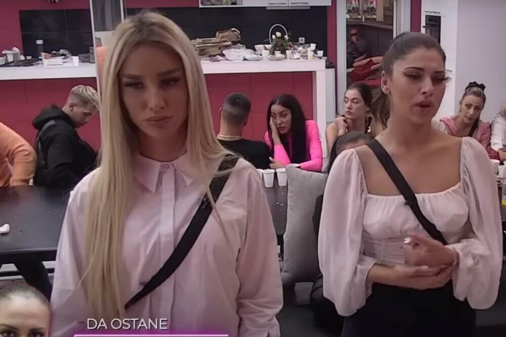 PRVO ALEKSANDRINO JAVNO OBRAĆANJE DEJANU POSLE PREVARE: Patosirala NACIJU, ovo niko nije očekivao FOTO