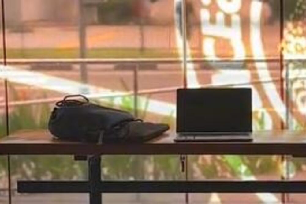 OSTAVIO LAPTOP U KAFIĆU, A ONO ŠTO JE USLEDILO VIDELI SU MILIONI LJUDI: Teško je za POVEROVATI (VIDEO)