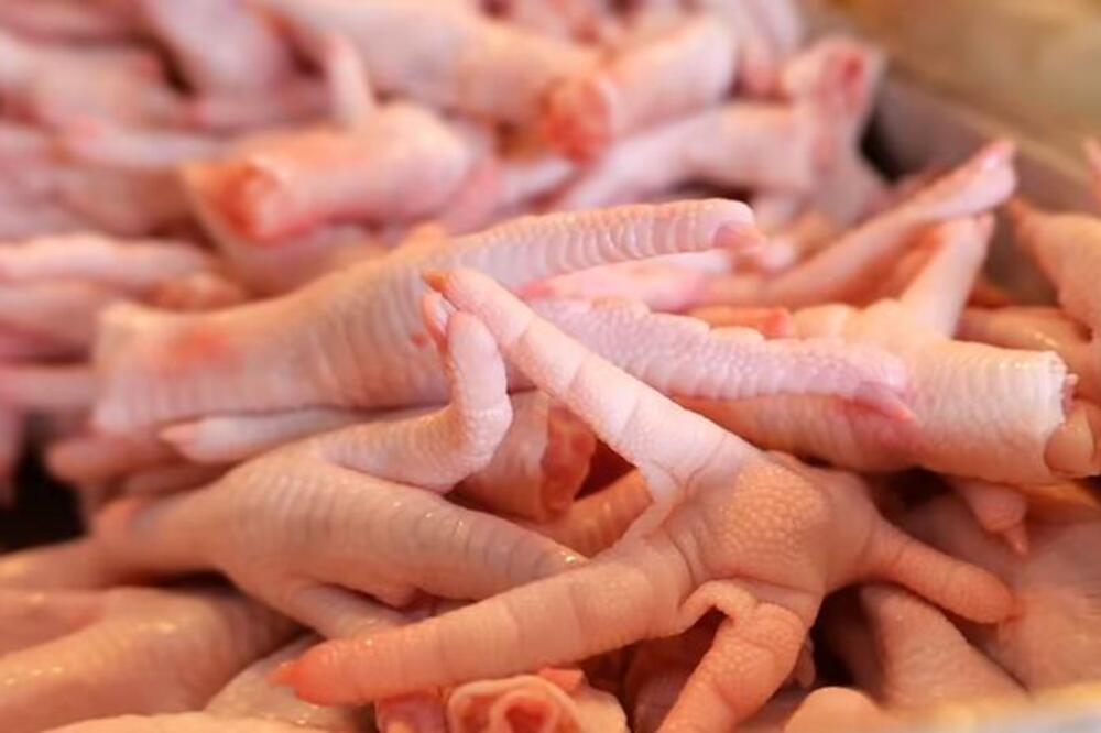 OVAKO KINEZI PRIPREMAJU PILEĆE NOGICE: Srbi ih uglavnom nikad ne spremaju NE ZNAJU ZA OVE CAKE (RECEPT)