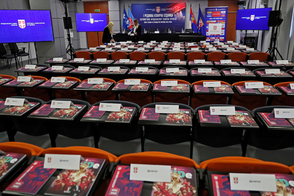 REAGOVALI FIFA I UEFA ZBOG DEŠAVANJA U FSS: Evo koje posledice mogu da pogode savez, ako ne izaberu predsednika!