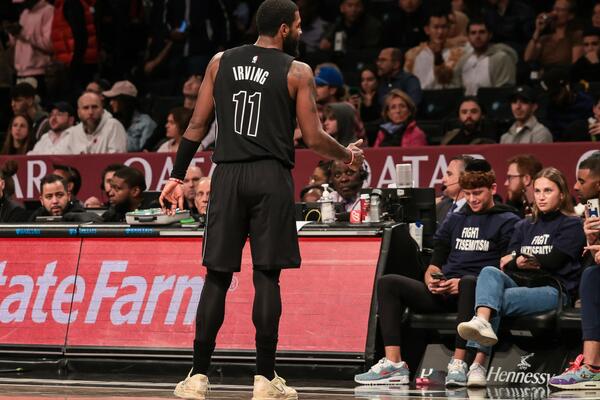 DURENT I IRVING KONAČNO ZASIJALI, BOBI OPET BEZ MINUTA: Kajrija sad optužuju da je ANTISEMIT! (VIDEO)