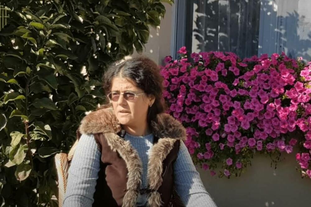 "UPOZNALI SMO SE KAD SAM TRESLA KRPU KROZ PROZOR": Moderna srpska popadija otkrila sve o popadijskom životu (FOTO)