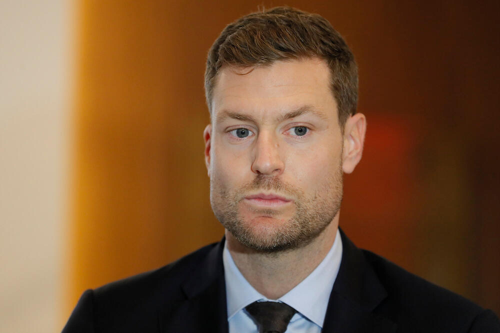 PREDSTAVNICI FIFE I UEFE POHVALILI BJEKOVIĆEV POTEZ: Izrazio bih divljenje zbog načina na koji se poneo!