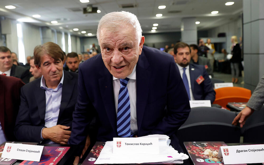 Tomislav Karadžić, Stevan Dika Stojanović