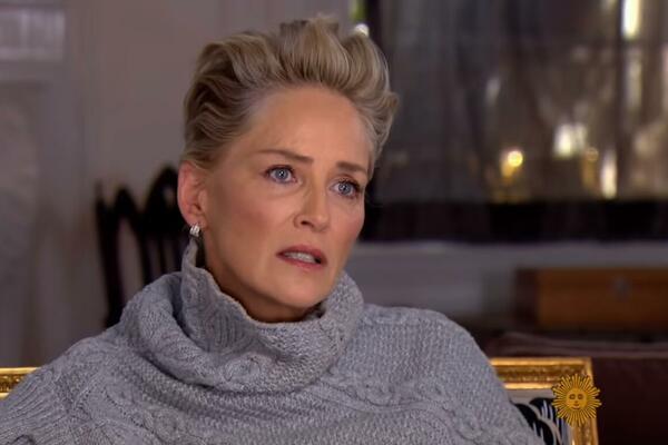 GLUMICA JUČE OBJAVILA DA IMA TUMOR, A MESEC DANA PRE TOGA ŠOKIRALA JAVNOST: Desilo joj se čak 9 PUTA