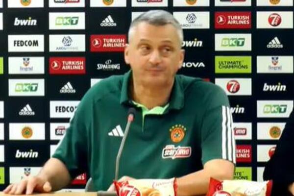 RADONJIĆ ZBRISAO SA KONFERENCIJE: Trener Panatinaikosa nije čekao pitanja, pokupio se i izašao! (VIDEO)