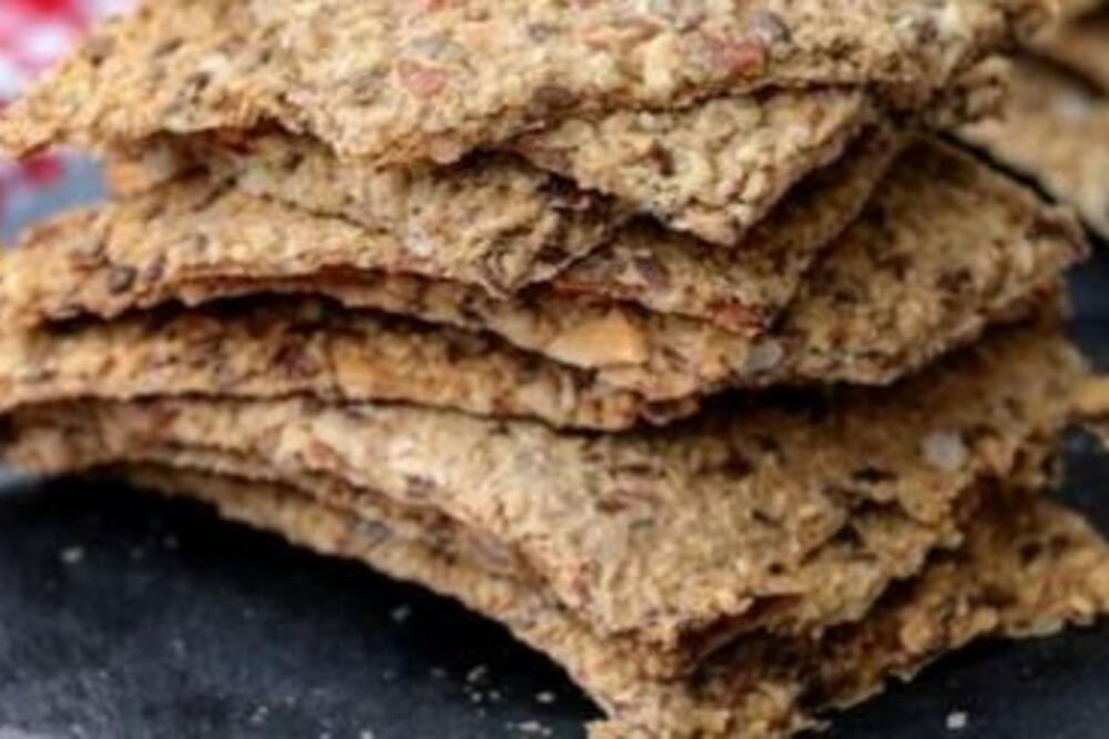 RECEPT ZA ŠVEDSKI HRSKAVI HLEB ZA KOJIM SU SRBI OPSEDNUTI: Izgleda bolje od NAŠEG, kad ga vidite RAZUMEĆETE I ZAŠTO