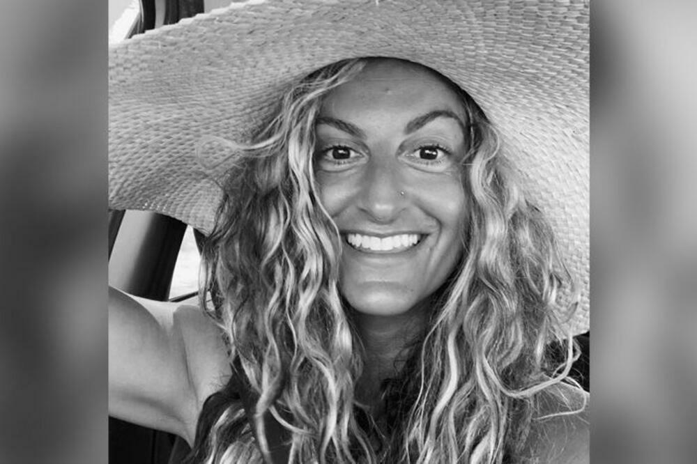 STRAVIČNE VESTI U SITNE SATE: Naša rijaliti zvezda PREMINULA, svi smo je OBOŽAVALI