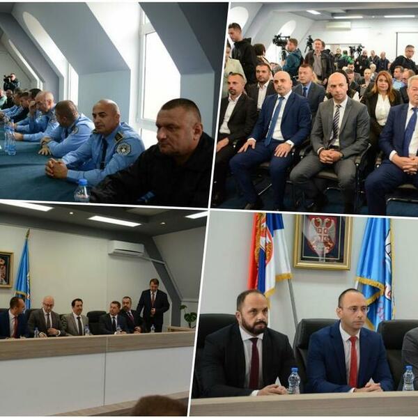 VAŽAN SASTANAK U ZVEČANU: Prisustvovali svi predstavnici Srba u kosovskim institucijama (FOTO)