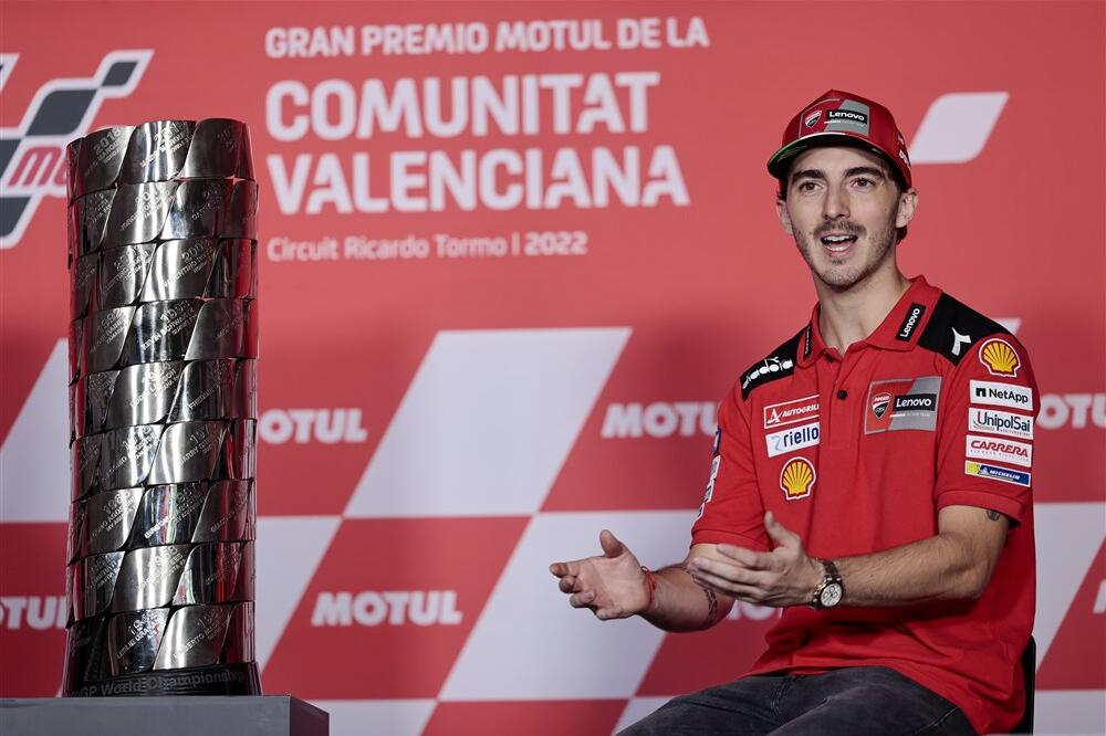 BANJAJA SVRGNUO KVARTARARA: Italijan je po prvi put postao Svetski šampion u Moto GP!