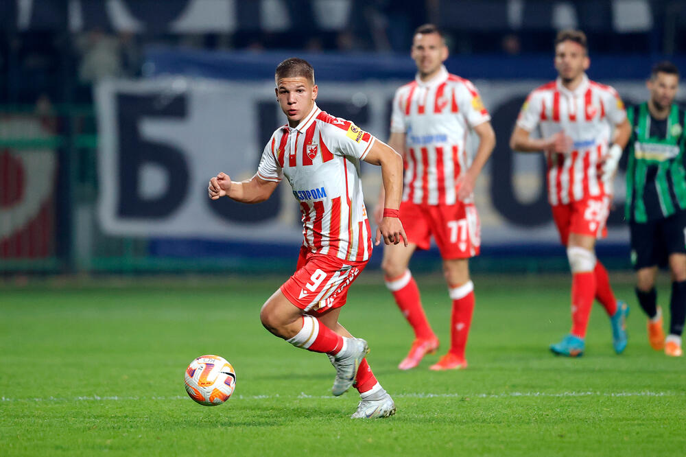 NIKO KAO MIJATOVIĆ U LIGI EVROPE! Zvezdino dete REKORDER (FOTO)