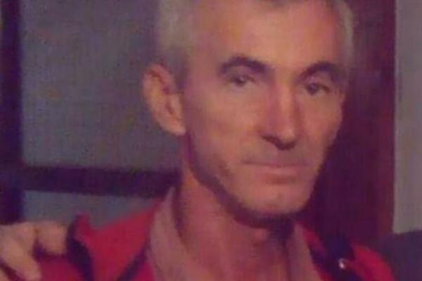 TRAJE POTRAGA ZA MILIĆEM LISEĆEM IZ BEOČINA: Pronađena samo PATIKA pored traktora u VODI!