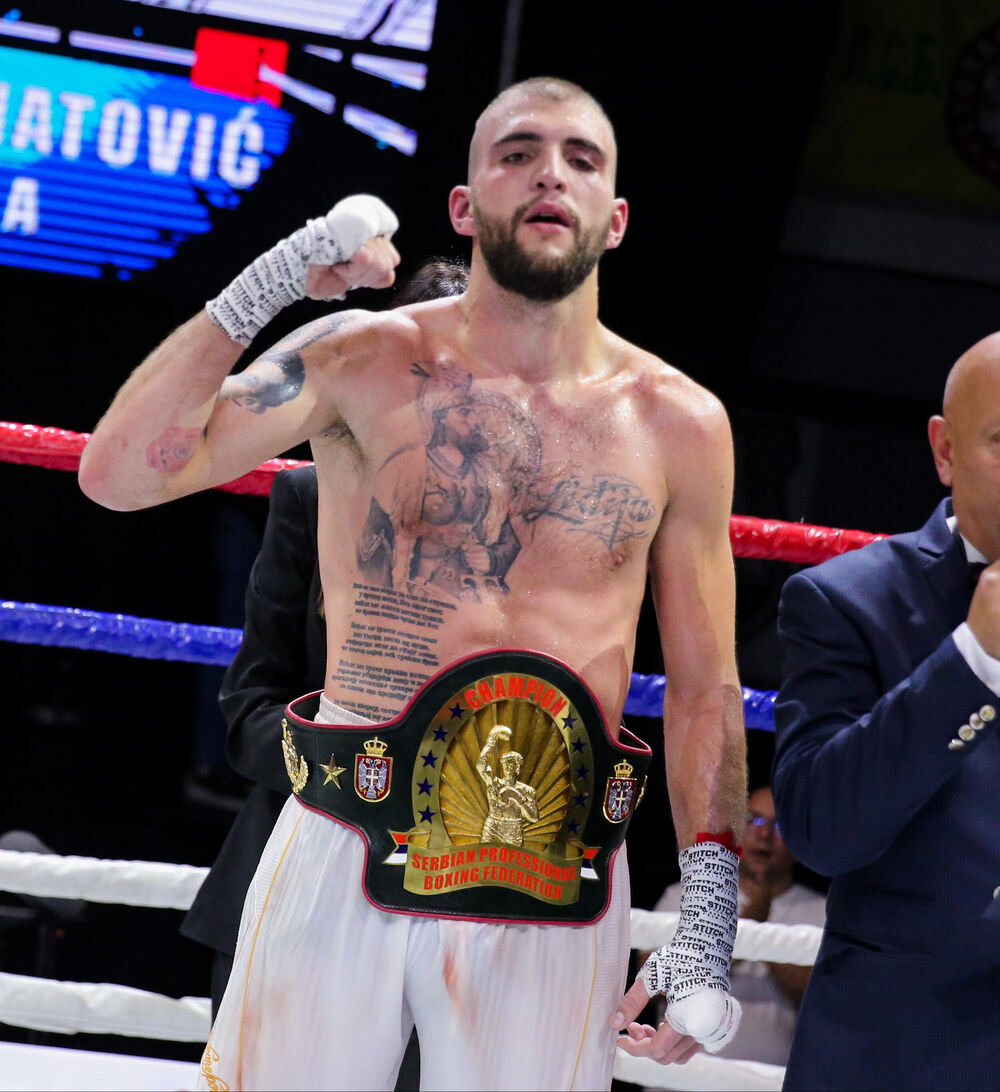 Veljko Ražnatović poklonio 5.000 dolara