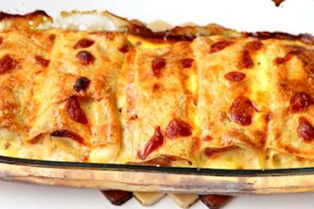 SOČNE PUNJENE ROLNICE: Ukus će vas oduševiti, preliv je SUŠTINA, a još se i LAKO prave! (RECEPT)