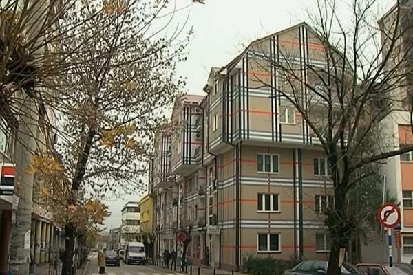 CELA ČARŠIJA JE PRIČALA O BIZARNOJ ZGRADI KOJU JE VRANJANAC NAPRAVIO U ČAST LJUBAVNICE: Evo šta se krije iza svega!