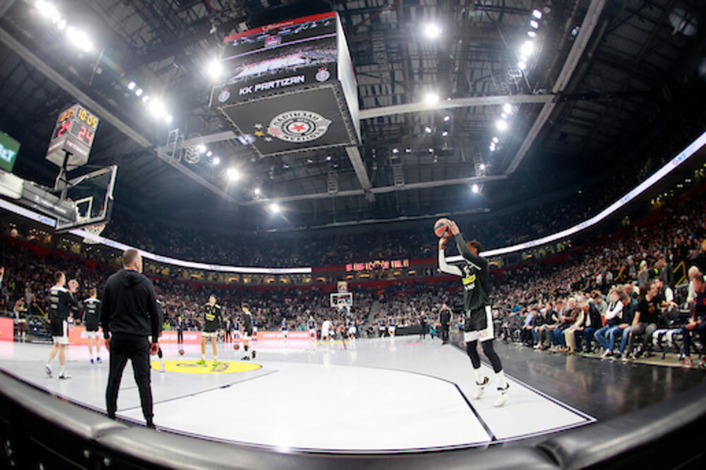 PARTIZAN SE OGLASIO: Sad je definitivno poznato hoće li u Areni biti i navijača Zvezde!