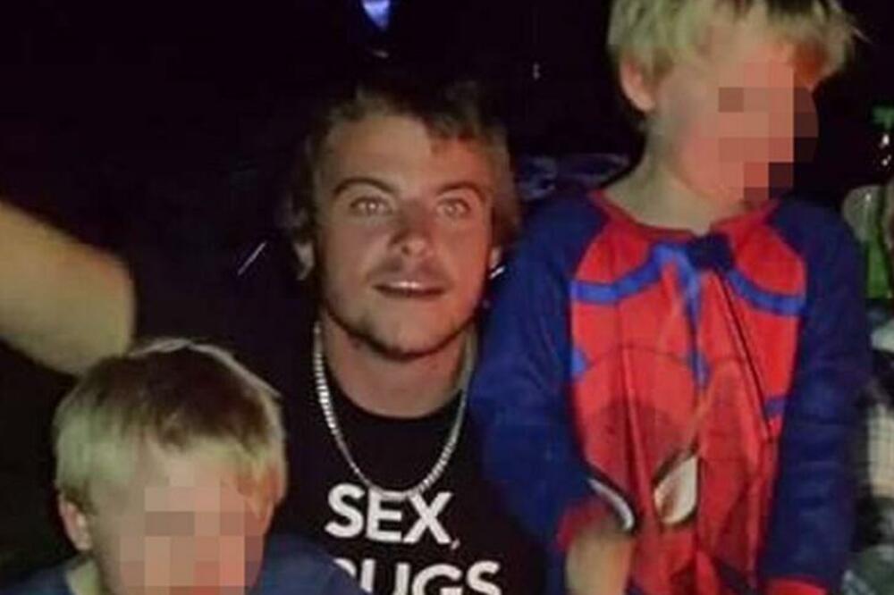 DEČAK (11) UMRO NAKON UJEDA ZMIJE: Otac osuđen za ubistvo!