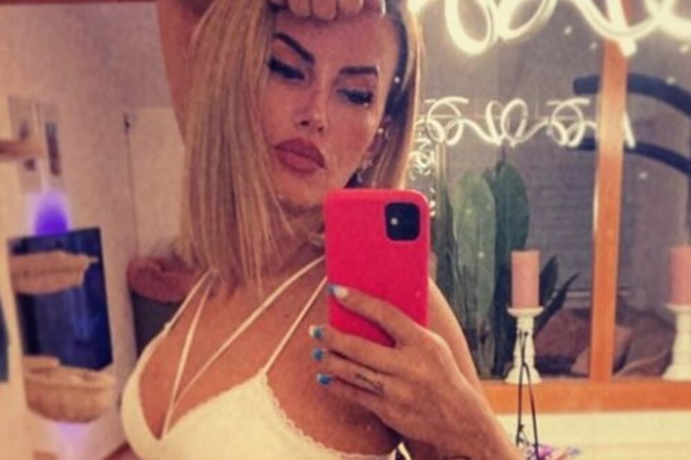 BIVŠA ZADRUGARKA POKAZALA KAKVOG MACANA JE UPECALA: Celo TELO mu u MIŠIĆIMA, žene PUCAJU od LJUBOMORE