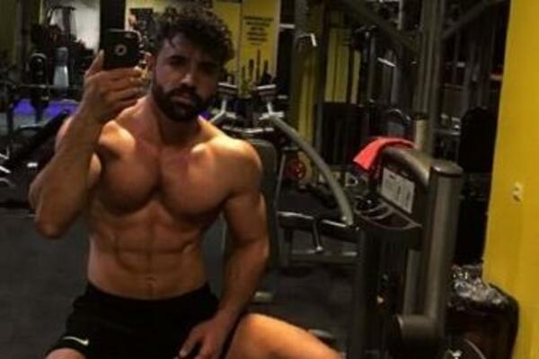 SKONČAO BOKSER KOJI JE 40 PUTA IZBO DEVOJKU JER GA JE NERVIRALA: Pronađen OBEŠEN o čaršav u zatvoru!