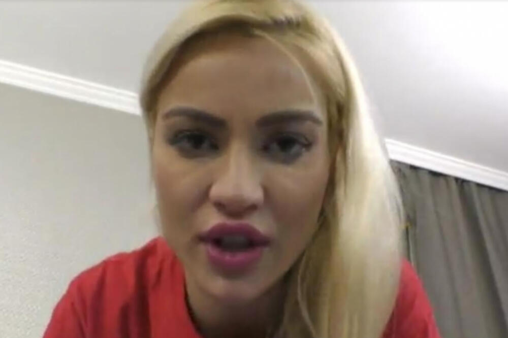 Iz Šarlinca kod Niša do slave u svetu filmova za odrasle: U rodnom selu je pekla rakiju dva dana i pomagala baki!