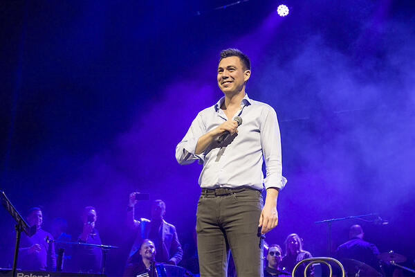 ŽELJKO VASIĆ RASPRODAO PRVI I OTVORIO DRUGI KONCERT U MTS DVORANI