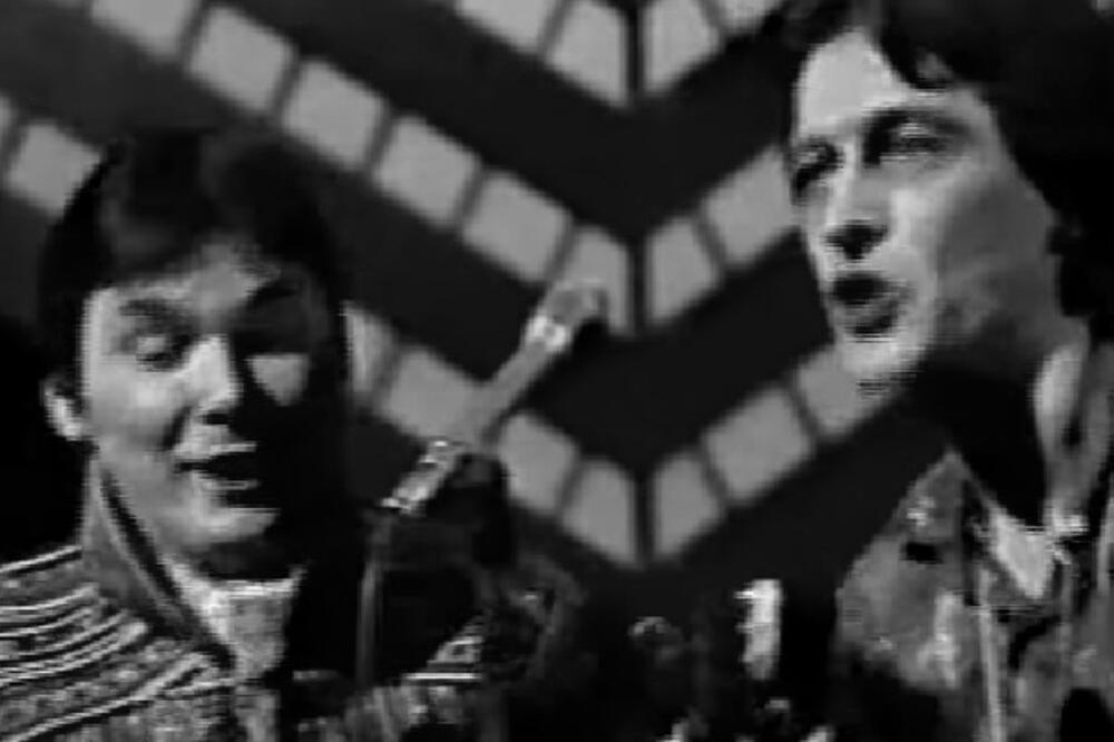 SAOPŠTENE SU LOŠE VESTI: Umro PEVAČ u 63. godini, TUGA