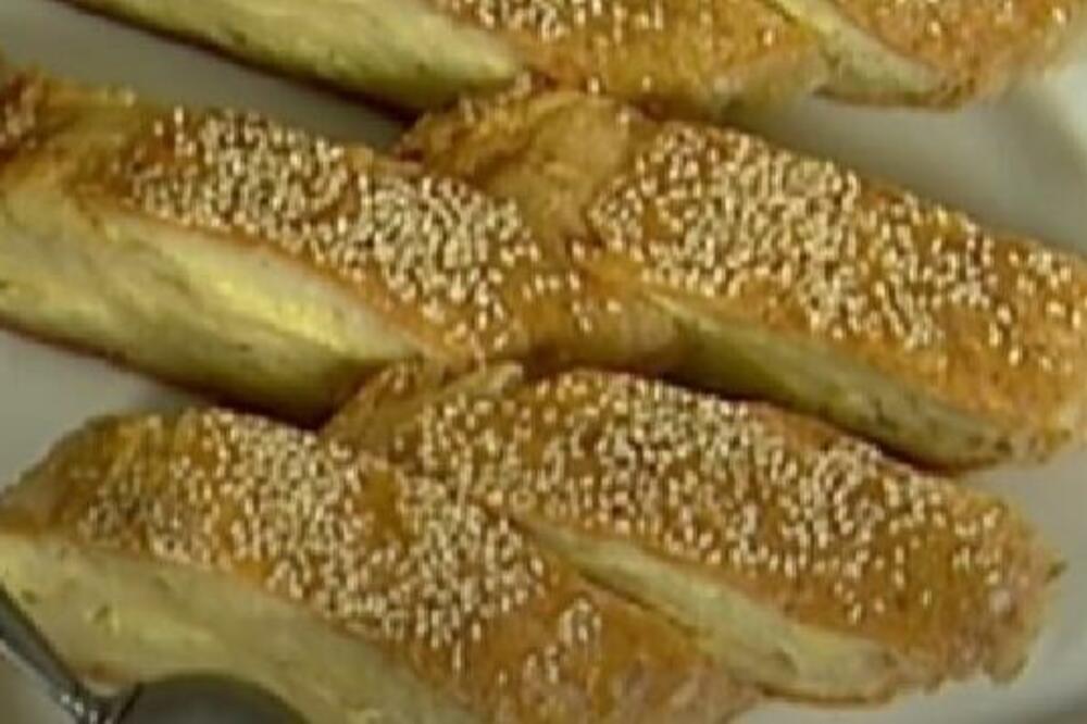 ZLATIBORSKA PITA OD KOJE KREĆE VODA NA USTA: Prava DOMAĆINSKA, nijedna JOJ nije RAVNA zbog OVOGA (RECEPT)