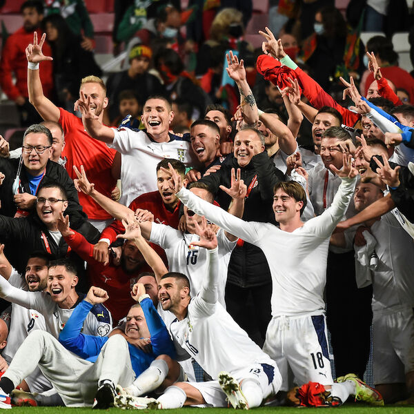 ON SE U POSLEDNJI ČAS NAMETNUO PIKSIJU: Nije bio viđen u avionu za Katar, ali u novembru je VASKRSAO!