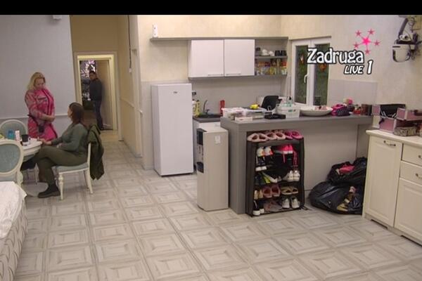 ŽESTOKE UVREDE: Miljana Kulić voditeljku Dušicu nazvala...