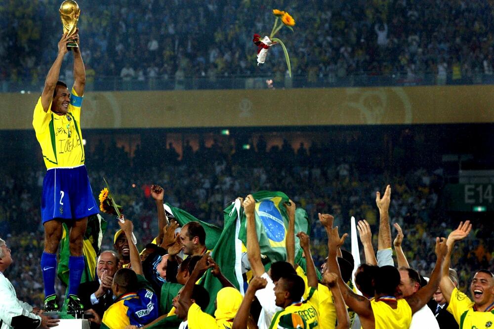 "BRAZIL JE IZGUBIO SUŠTINU, ŽOGU BONITO"! Dvostruki svetski šampion sa "kariokama" zabrinut pred Srbiju i Mundijal