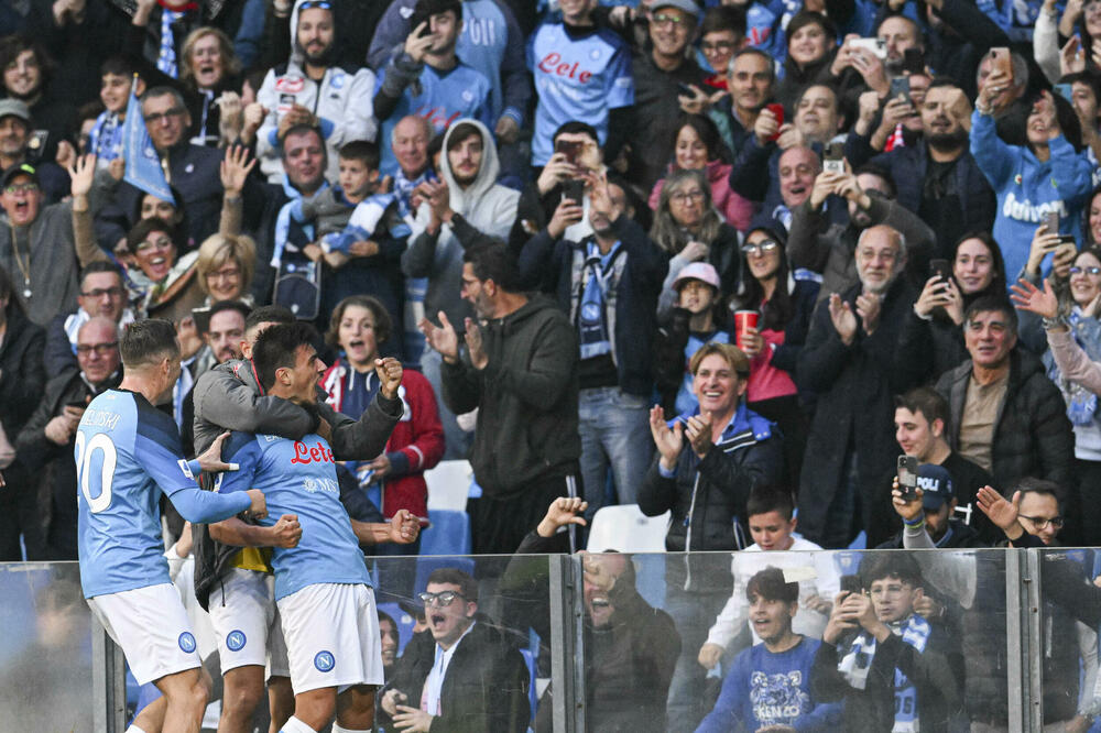 NESUĐENI SRBIN NIJE UPLAŠIO NAPOLI! Niz kakav je i Maradonina generacija mogla da sanja (VIDEO)