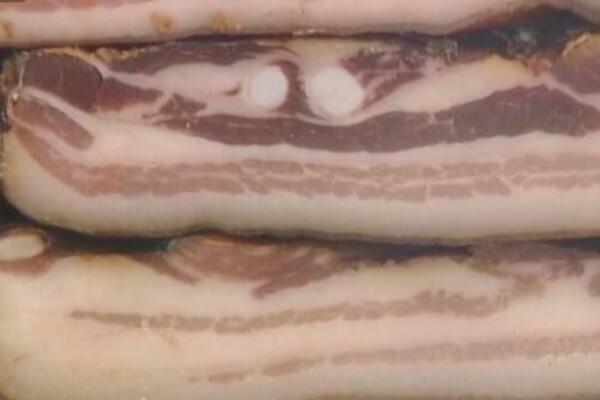 KONAČNO REŠENA VEČITA DILEMA: Da li je slanina zdrava za nas ili prepuna masti? STRUČNJACI DALI ODGOVOR