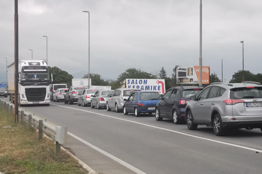 Hitno se oglasili "Putevi Srbije" sa važnim upozorenjem za vozače: Spremite se na vreme za ovo!