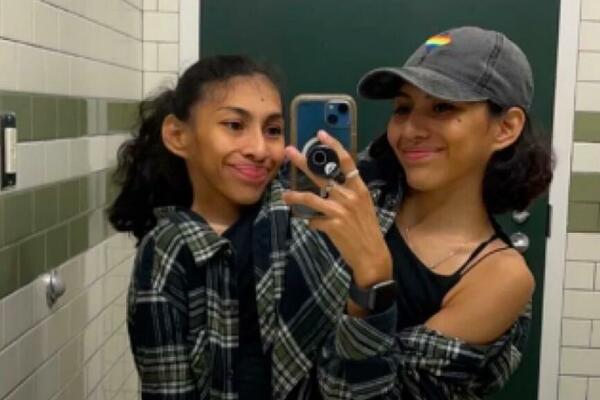 SIJAMSKE BLIZNAKINJE PROGOVORILE O LJUBAVNOM ŽIVOTU: Žive u JEDNOM telu, a razdvajanje bi moglo značiti SMRT! FOTO