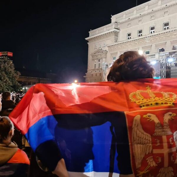 Engleskinja pitala kako izgleda veza sa Srbinom, pa dobila šok odgovor: Nastao haos na mrežama, sve gori