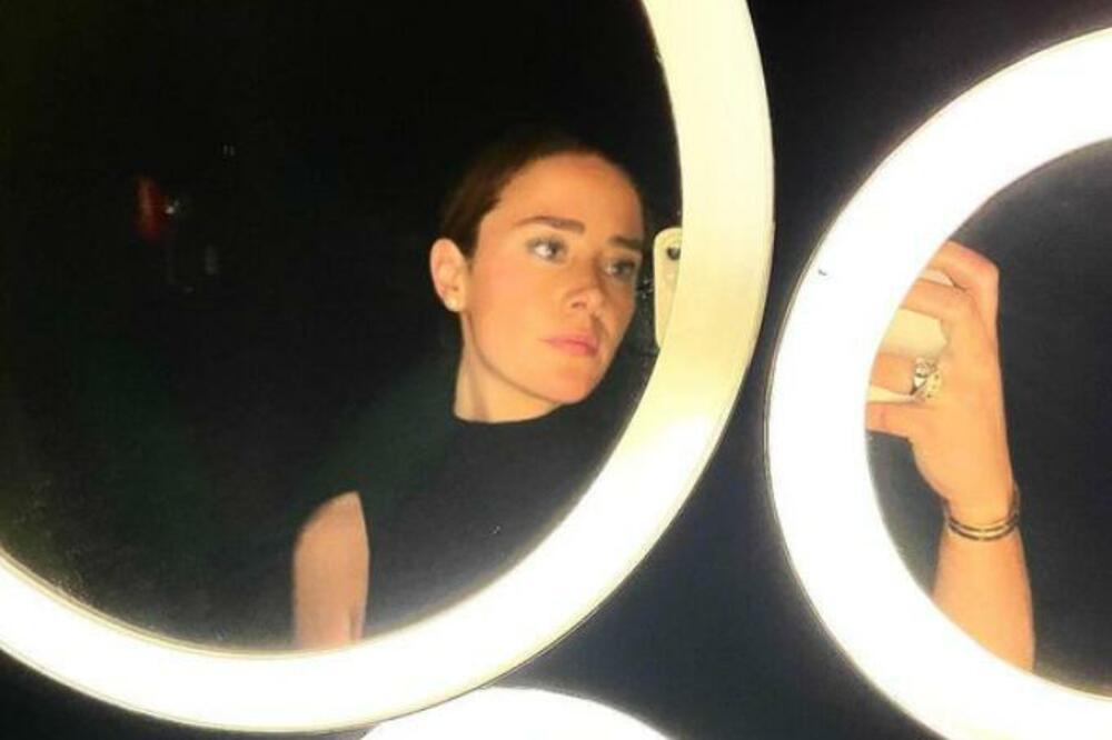 OVA LEPOTICA JE BAJDENOVA UNUKA: Evo koliko godina IMA, prava je BOMBA, a upecala je i MLAĐEG MUŠKARCA! (FOTO)