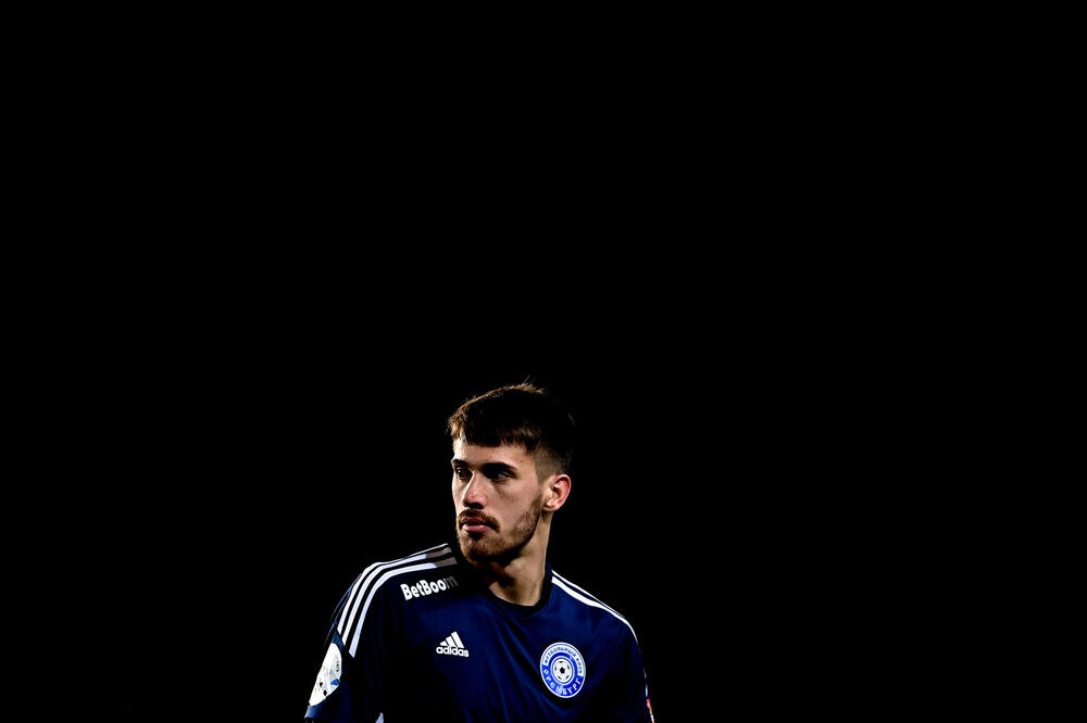 TRENER ORENBURGA BURNO REAGOVAO NA MOGUĆNOST DA SIČEVOJ ODE U ZVEZDU: Zaključaću ga u sobu i neću ga puštati!