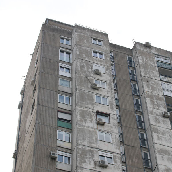 Naknade, dokumentacija i proces prijave za legalizaciju nepokretnosti za 100 evra: Detaljan vodič za građane Srbije