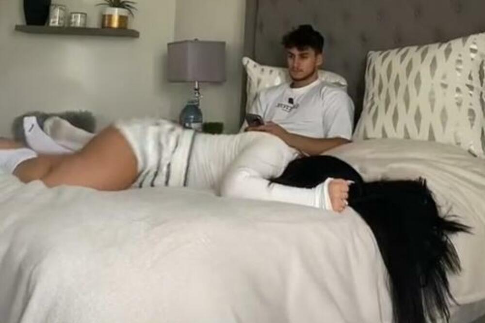 ŠOKIRALA JE PRATIOCE OVIM PRIZNANJEM: Manekenka se udala za SVOG POLUBRATA, pljušte razni komentari