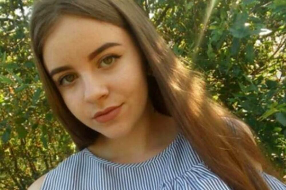 ZBOG SELFIJA OSTALA JE BEZ POLA LICA: Najbolja drugarica SLUČAJNO je UPUCALA, majka je jedva PREPOZNALA!