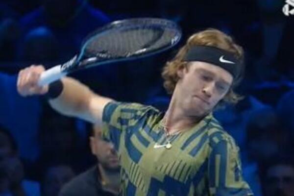 MISLIO JE DA SU EGAL, KAD GA JE NOVAK VRATIO U REALNOST: Rus nije izdržao, POGUBIO se, Marijana reagovala! (VIDEO)