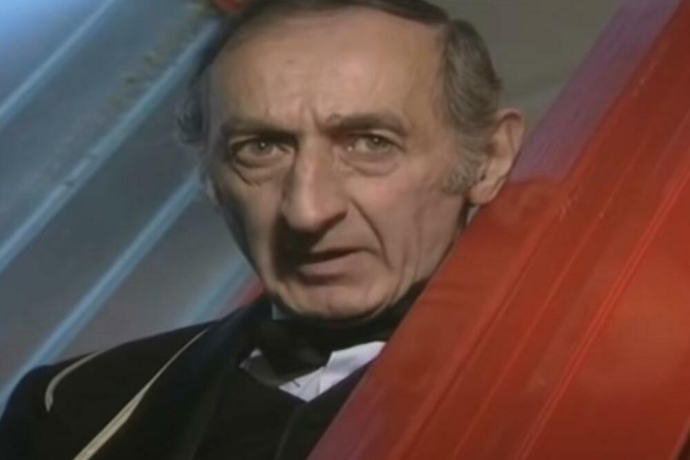 VIĐALI STE GA 100 PUTA U NAŠIM SERIJAMA, A NIKO NEMA POJMA KAKO MU JE IME: Ovo OTKRIĆE će sve da ŠOKIRA