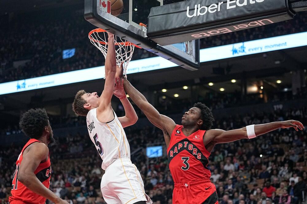 MA KAKVA RAZVOJNA LIGA, JOVIĆ JE ZA STARTERA! Nikola ušao u istoriju franšize, Poku slavio sa zvukom sirene (VIDEO)