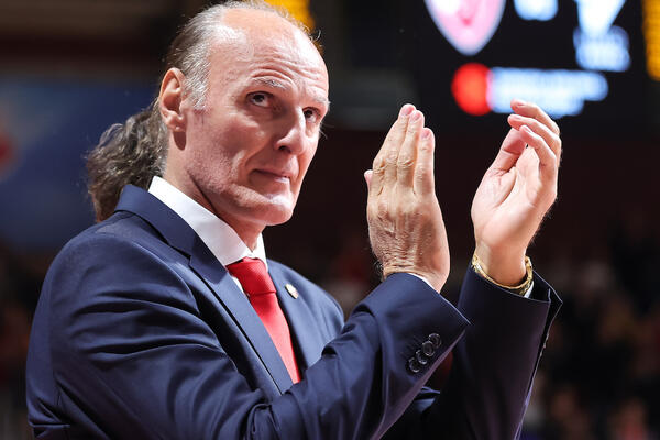 "IZVANREDAN JE U REKETU VEĆ DUGI NIZ UTAKMICA"! Duško Ivanović ima jednu opasnost pred Cedevita Olimpiju (FOTO)