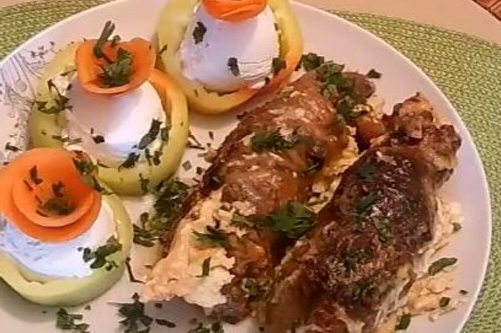 JELO KOJE SE NEKADA PODRAZUMEVALO NA SLAVSKOJ TRPEZI: Recept za neobičnu JAGNJEĆU SARMICU, sastojci su neverovatni