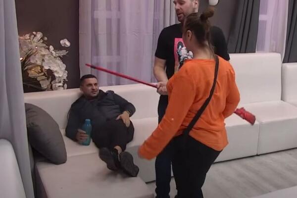 "IDI KOD DECE SVOJE, NE MOGU DA TE GLEDAM!" Miljana PONIŽAVALA Bebicu, a onda imala VRELU AKCIJU sa njim, STRAŠNO