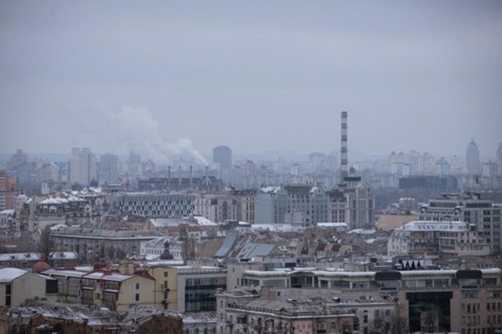 OGLASILE SE SIRENE ŠIROM UKRAJINE: Kijev tvrdi da su jutros presreli više ruskih raketa