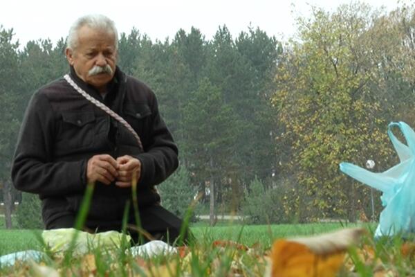 MIRKO OVO PIĆE KORISTI I KAO LEK I KAO SREDSTVO ZA ČIŠĆENJE! Srbe "diže iz mrtvih", evo od čega se pravi! (FOTO)