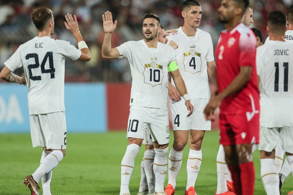 GOLČINA TADIĆA KOJA ĆE ZABRINUTI RIVALE! Pogledajte Dušanovu "lepoticu"! (VIDEO)